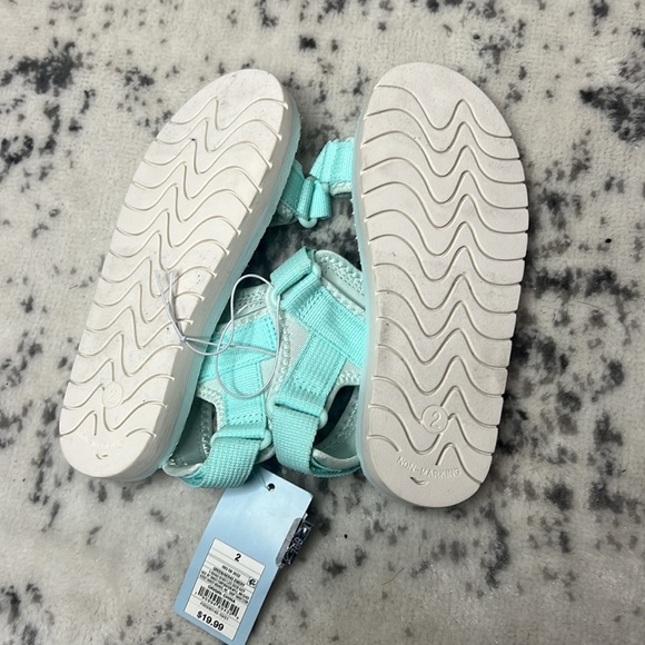NWT Girls Cat & Jack Velcro Sandals - Picture 4 of 5